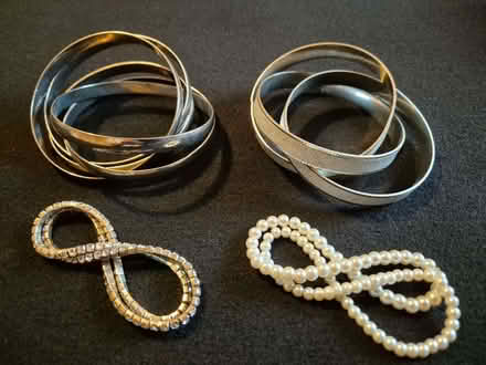 Photo of free Jewellery Sets (Balham SW17) #2