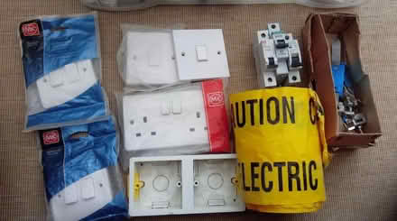 Photo of free Electrical supplies (Horsham, near Bennetts Field) #1