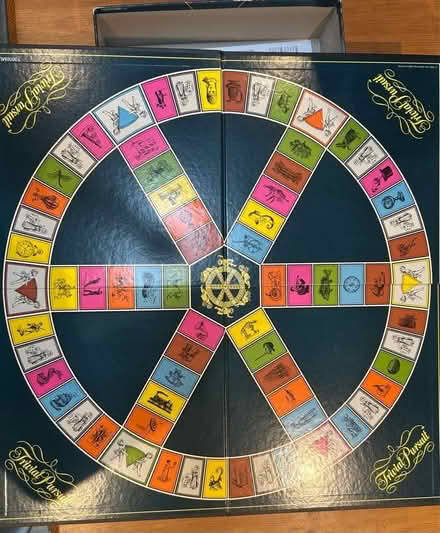 Photo of free Trivial pursuit genus edition from 1995 (Shenley Fields B29) #2