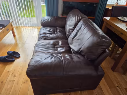 Photo of free Brown leather sofa (Rainham Kent) #4