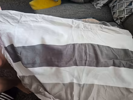 Photo of free double bedding (Grangetown SR2) #1