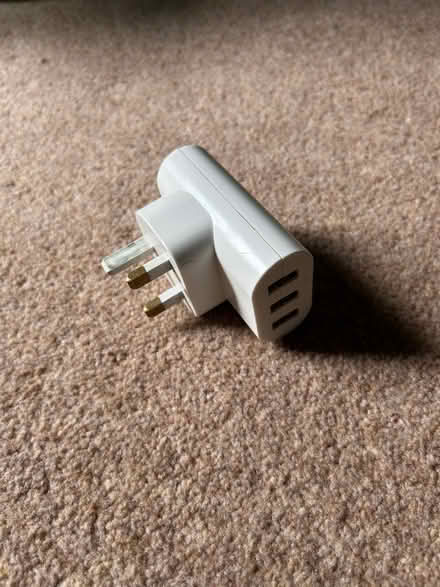 Photo of free Multi USB port power plug (Hayfield SK22) #1