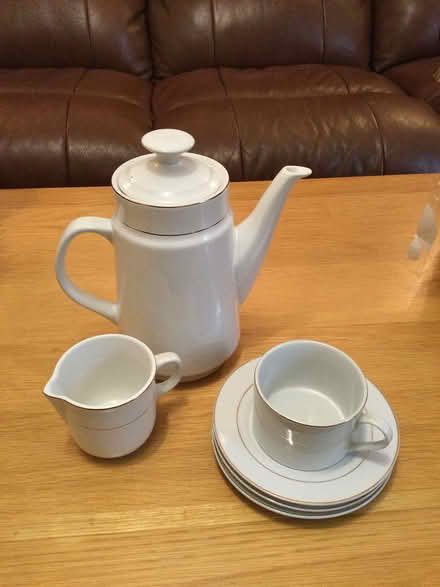 Photo of free Teapot, milk jug (Littleover - DE23) #1