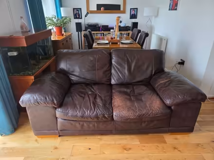 Photo of free Brown leather sofa (Rainham Kent) #1