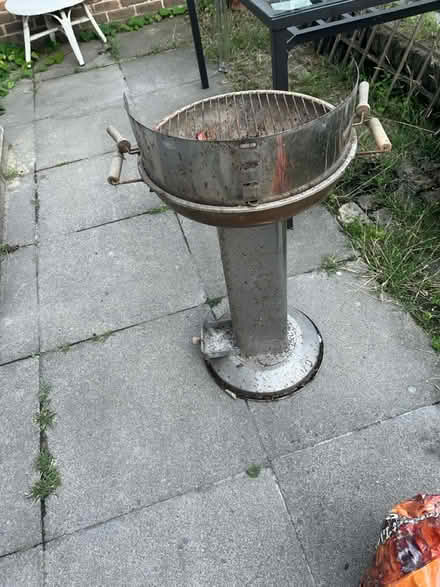 Photo of free BBQ wood lighting (SW15) #4