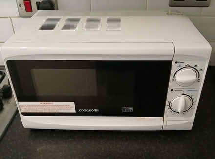 Photo of free Microwave (Springburn G21) #1