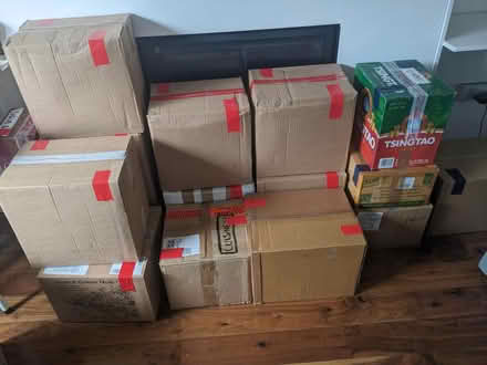 Photo of Cardboard boxes (C079FF CO7) #1