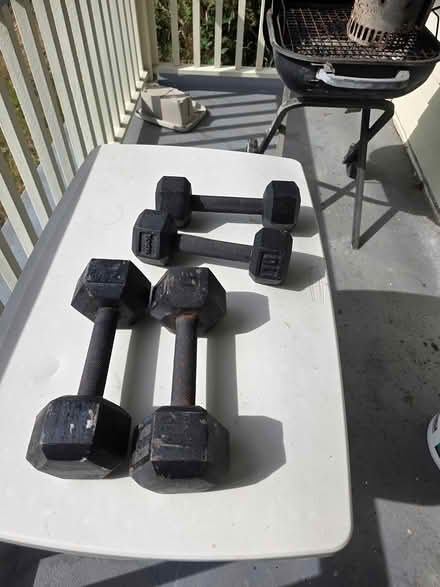 Photo of free dumbells (Central District/Madrona) #1