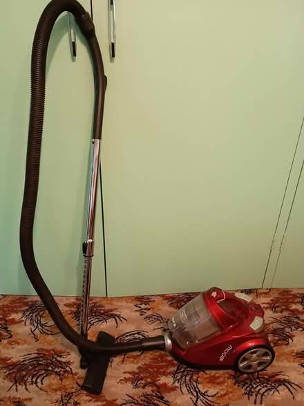 Photo of free Dirt Devil Vacuum Cleaner (Glen Waverley) #1