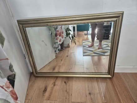 Photo of free Large mirror (SE15) #1