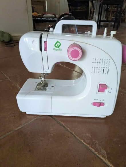 Photo of free Sewing machine (Cypress off Jones and Cy N Hou) #1