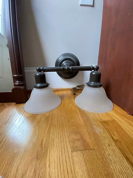 Photo of free Light (McLean, Va) #1