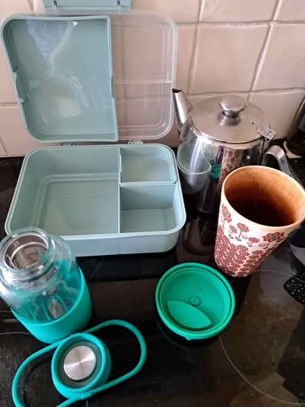 Photo of free Lunch box, reusable cup (Blarney) #1