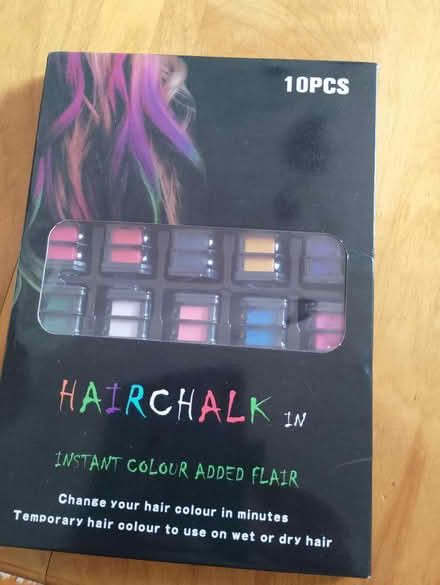 Photo of free Hair chalk new (Barry) #1