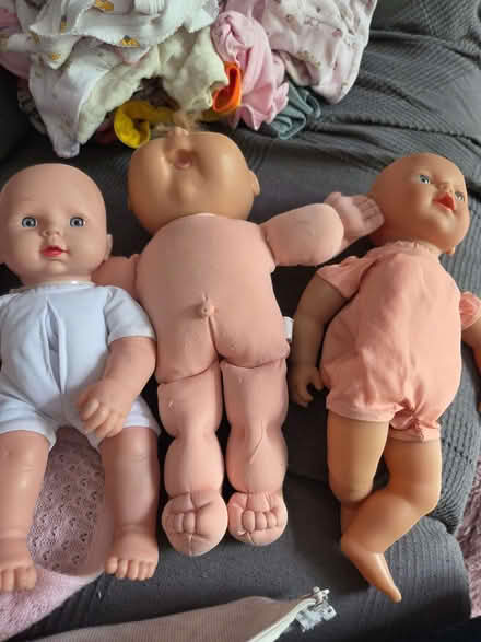 Photo of free Dolls x3 and selection of clothes (Holmer Green HP15) #1