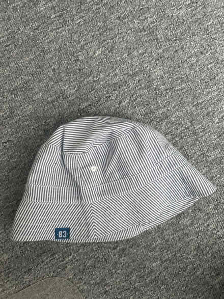 Photo of free 7-10 bucket hat (Northcourt OX14) #1