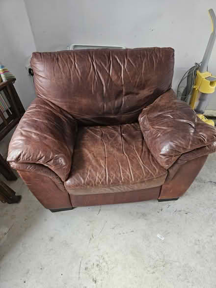 Photo of free Designer leather chair (LS26 rothwell) #1