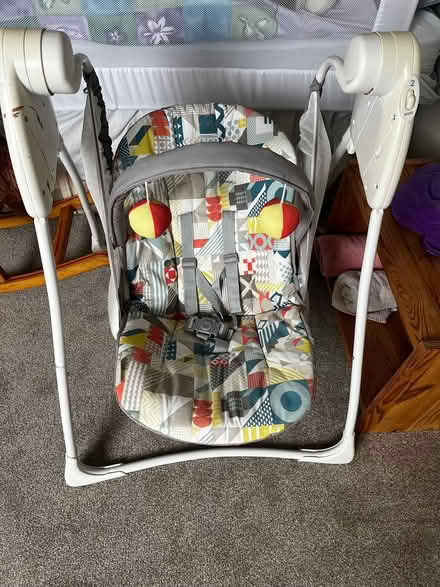 Photo of free Graco swinging seat (Hale, Hampshire.) #1