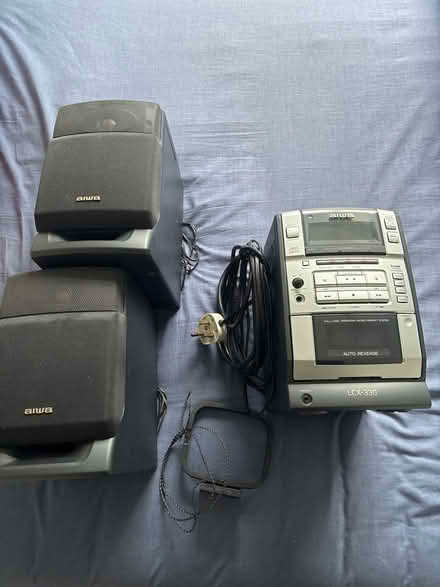 Photo of free aiwa mini cd/ cassette/radio (LS17 moortown) #1