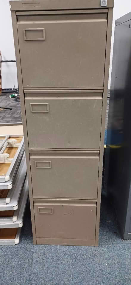 Photo of free 4 draw filing cabinet (Birkenhead, CH42) #1