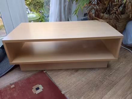 Photo of free TV stand (Earley RG6) #1