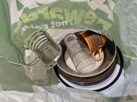 Photo of free Plates, cups, glasses (B14) #1