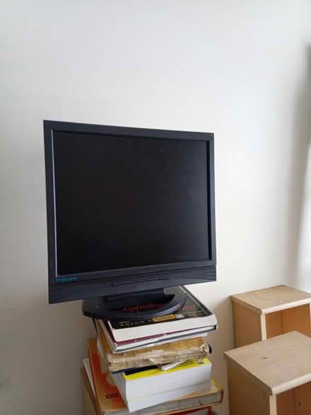 Photo of free PC monitor (Penisarwaun LL55) #1