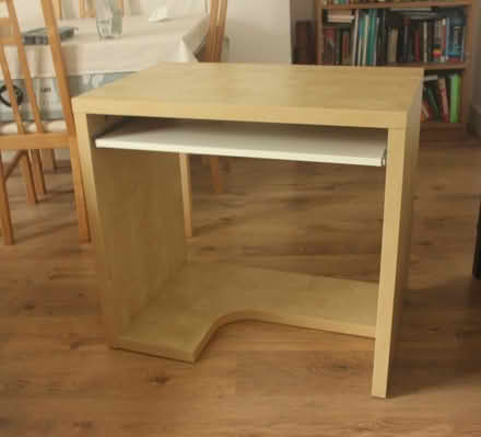Photo of free Desk 50x77x70cm (se41ny) #1