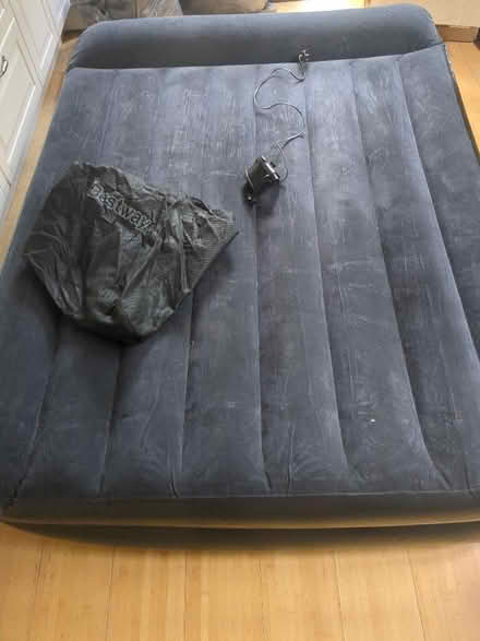 Photo of free Inflatable double mattress with pump (Osney OX2) #1