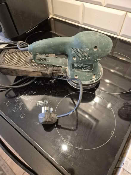 Photo of free Bosch orbital Sander 240v (Holmer Green HP15) #1