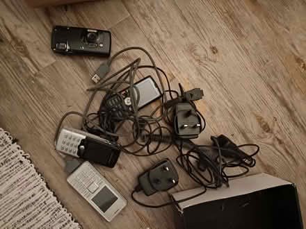 Photo of free Box of Sony Ericsson phones and chargers (Woodhouse Eaves LE12) #1
