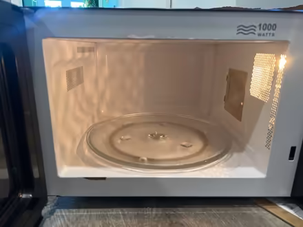 Photo of free Clean working microwave (Waller) #2