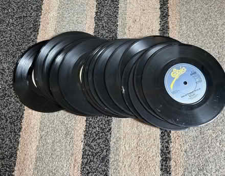 Photo of free 18 7inch records (Jennetts park RG12) #2