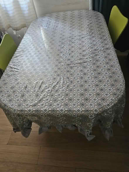 Photo of free Tablecloth (BA2) #1