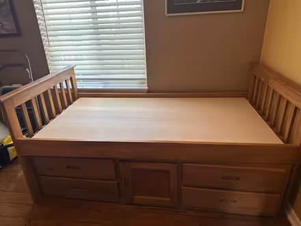 Photo of free Day bed (Orange CA) #1