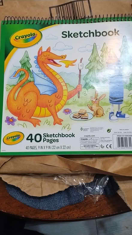 Photo of free Crayola Sketchbook (Allen) #1