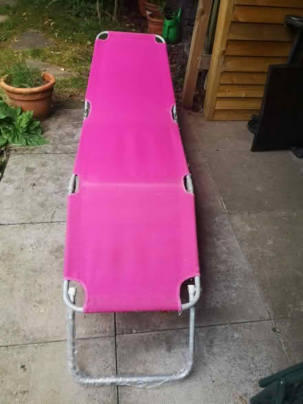 Photo of free 2 sunbeds hardly used (Barbourne WR1) #1