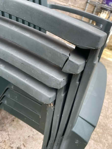Photo of free Outdoor table and chairs (Bradford BD2) #2