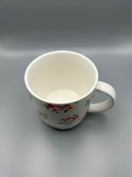 Photo of free flower cath kidston mug (Jennetts park RG12) #2