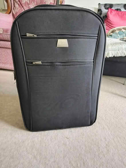 Photo of free Medium suitcase (TW3) #2