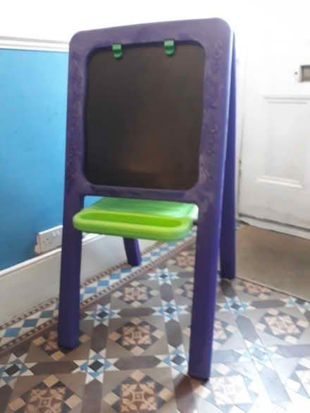 Photo of free Children's easel (Clapham North SW9) #1