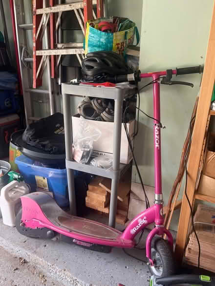 Photo of free Razor scooter for parts (N.Farmington) #1