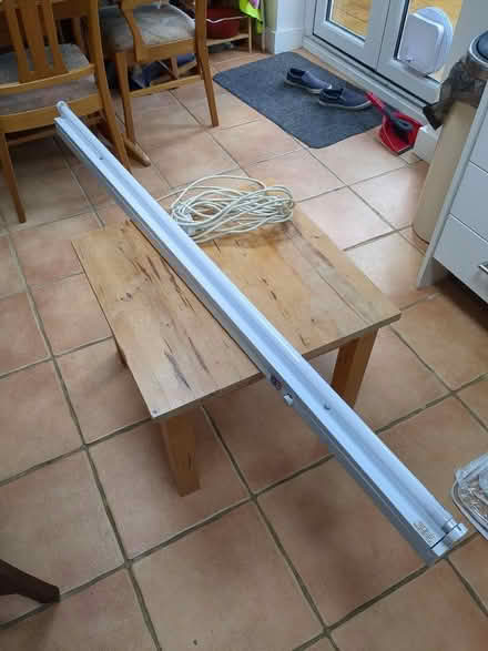Photo of free Plug in fluorescent light strip (Kennington OX1) #1