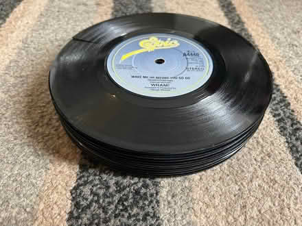 Photo of free 18 7inch records (Jennetts park RG12) #3
