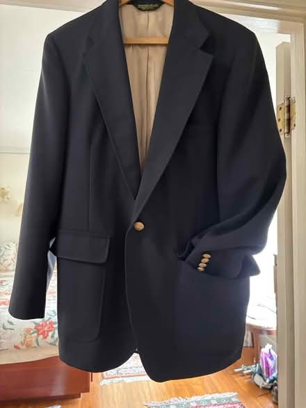 Photo of free Men’s Blazer (Oakland. Crocker Highlands) #1