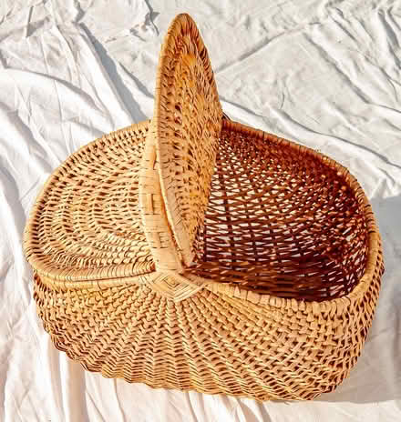 Photo of free Woven Cantilever Basket (Great Sutton CH66) #4