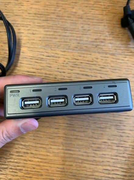 Photo of free D-Link Dub-H4 USB hub (Walton Manor OX2) #2