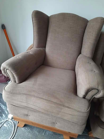 Photo of free 3 Piece Suite Ready to go (NN15) #2