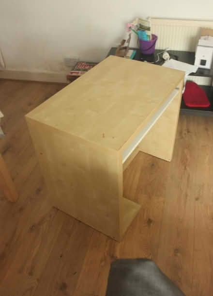Photo of free Desk 50x77x70cm (se41ny) #4