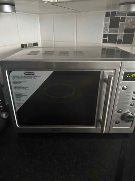 Photo of free Microwave oven (Hammersmith) #4